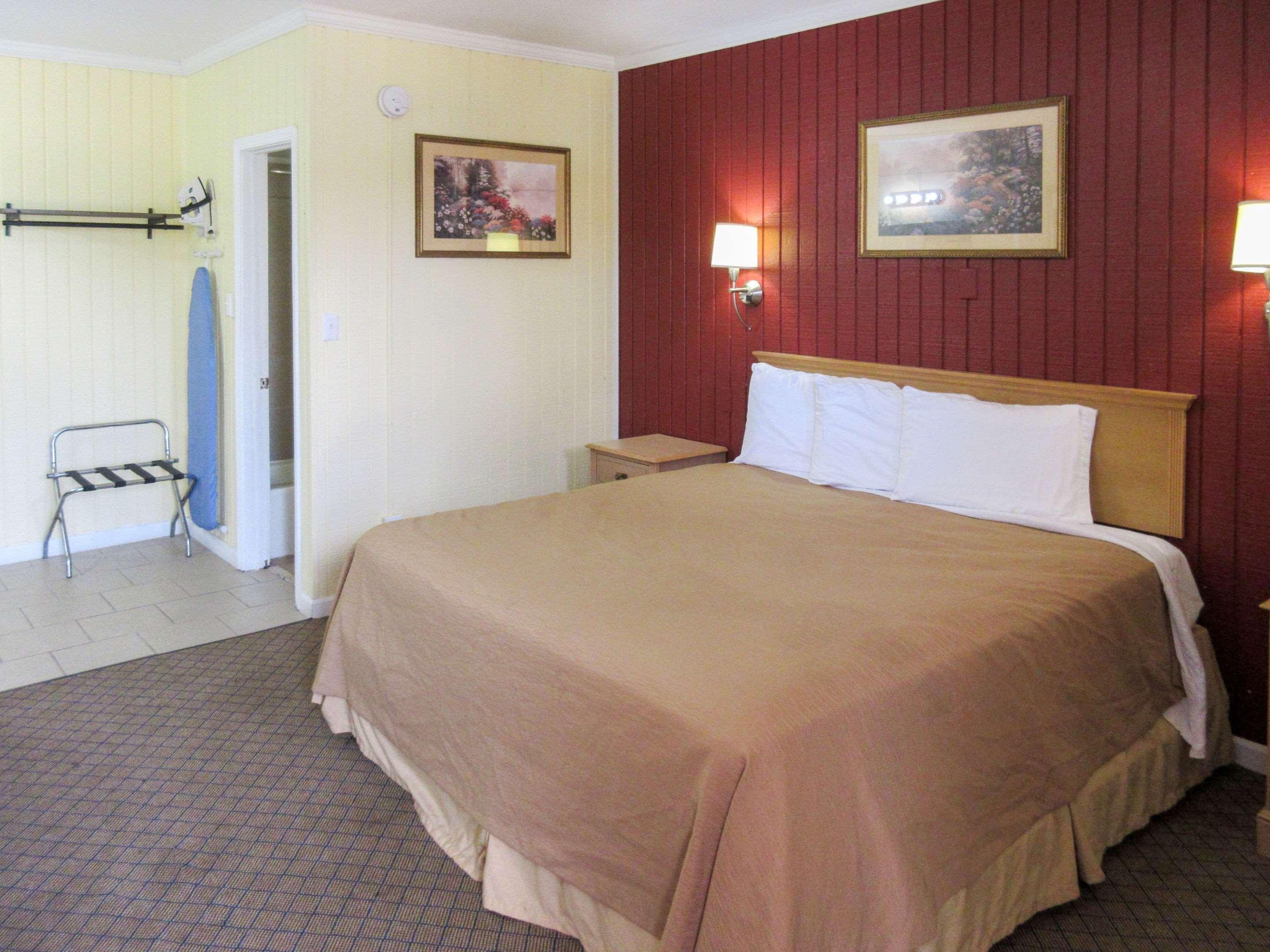 קנזס סיטי Rodeway Inn מראה חיצוני תמונה