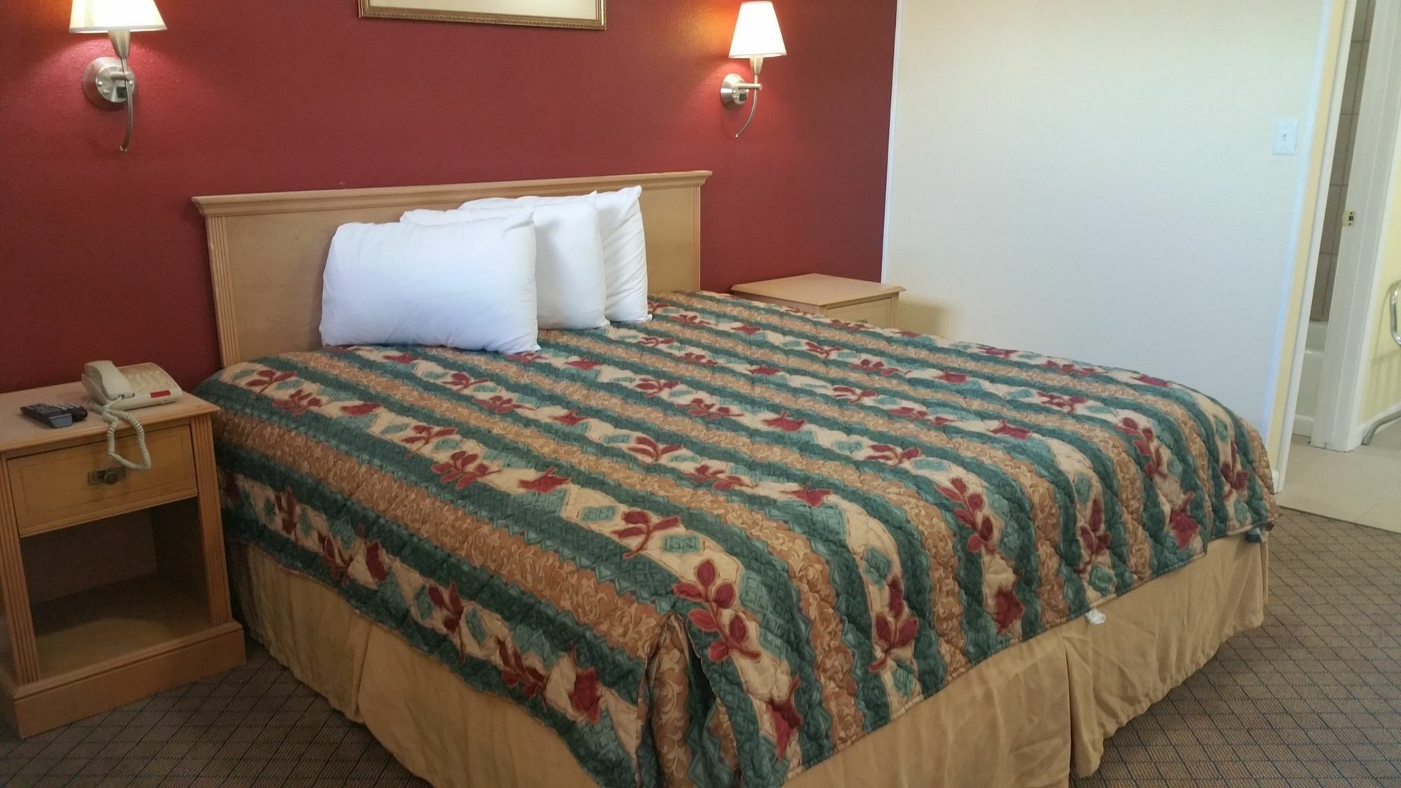 קנזס סיטי Rodeway Inn מראה חיצוני תמונה